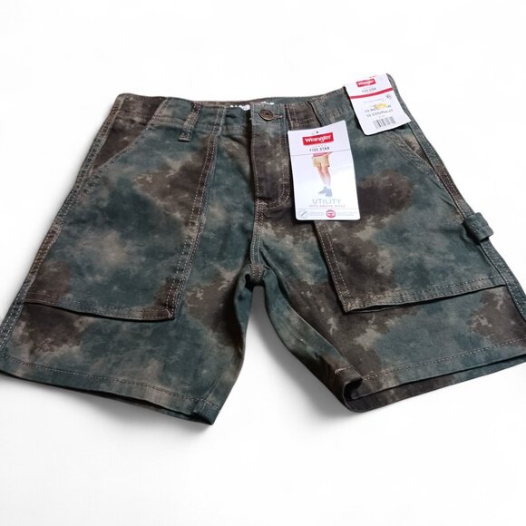 Boys Wrangler 5-Star Premium Camo Cargo Utility Shorts – Size 10R – NWT - Picture 3 of 12